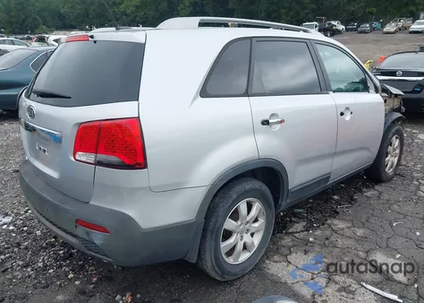 2013 Kia Sorento Lx z USA, uszkodzony, nr VIN 5XYKT4A69DG415201